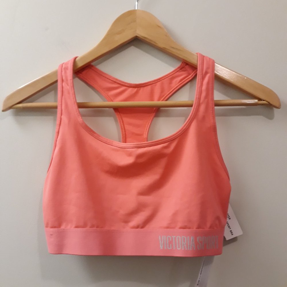 NWT VICTORIA'S SECRET The Player Logo Elastic Racerback Sports Bra / Bra Top